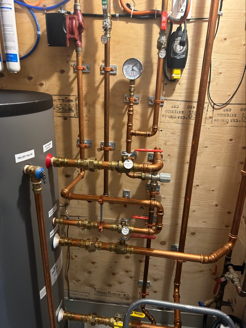 Hydronic piping and manifold installation